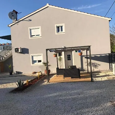 Dokic Apartment Bale