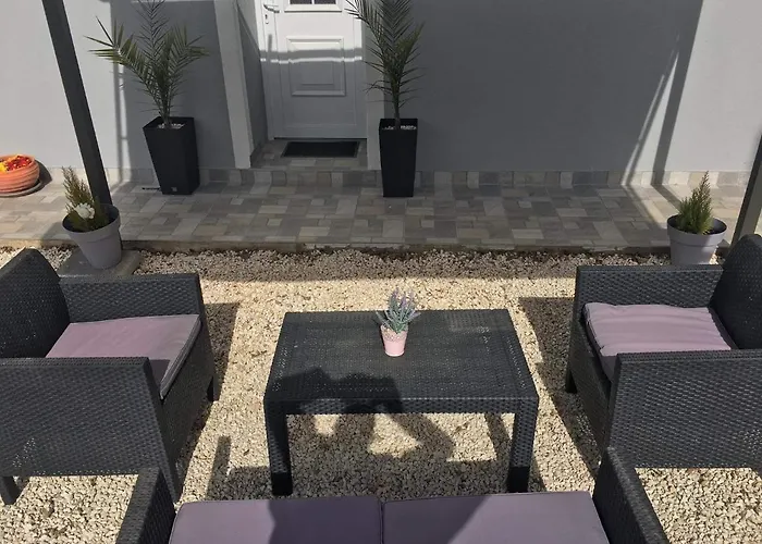 Apartment Dokic