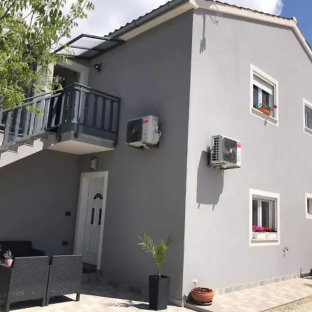 Apartamento Dokic *