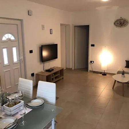 Apartamento Dokic *